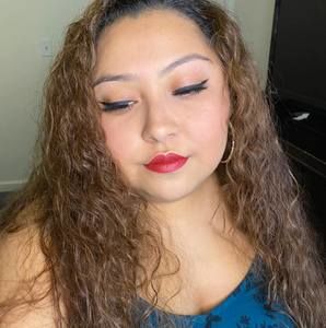 Meet your Posher, Janay